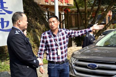 加强周边交通安全整治 保障金沙官方登录入口师生平安出行